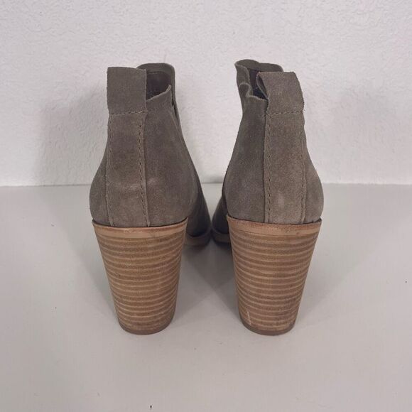 Dolce Vita Toupe Leather Wooden Block Ankle Booties - Picture 3 of 8